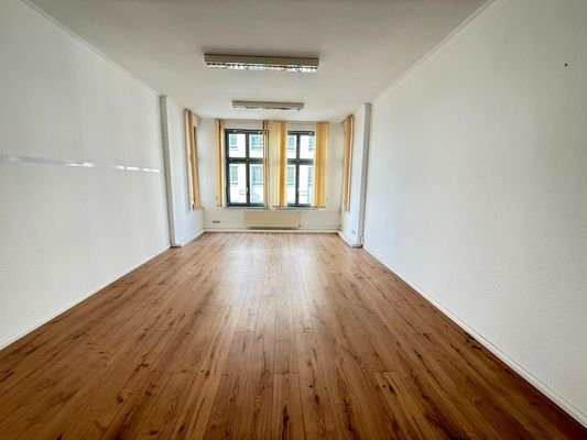 Büro 1