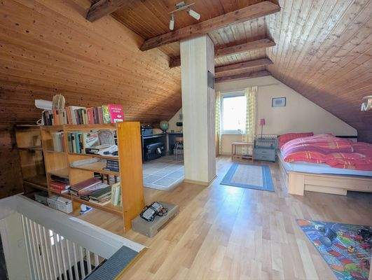 Schlafzimmer 1 Dachgeschoss