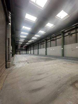 Innenraum Edelstahlhalle