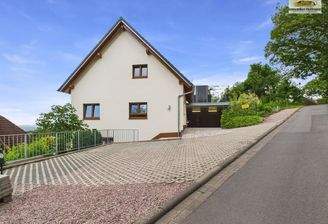 01_Titelbild_Aussen_Einfahrt