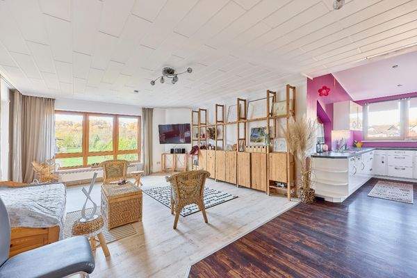 Studio mit Küche im DG