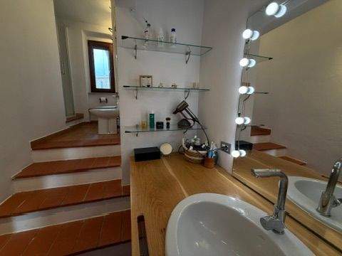 B3138234-BC18-4299-A2EB-CAB8AB84DFFF_4_5005_c