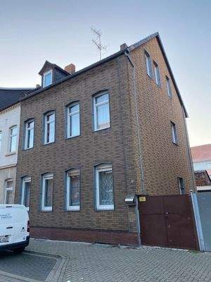 Außenansicht Front (2).JPG