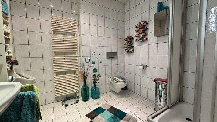 Duschbad 2 Zi.-WHG, 2.OG, H15 rechts