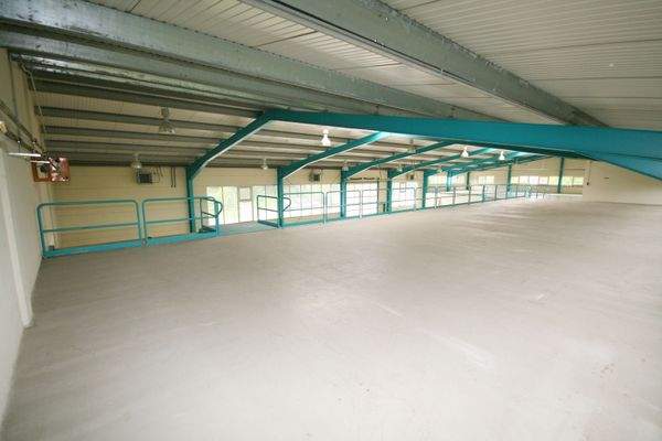 Empore Teil 2 #2.JPG