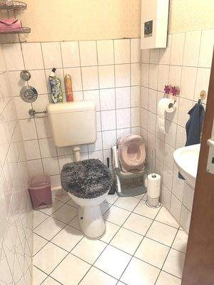 Das Gäste-WC im 1. Obergeschoss