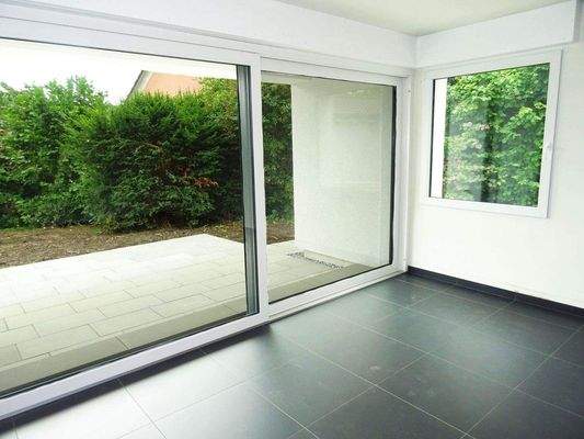 EG: Wohnzimmer - Ansicht 2