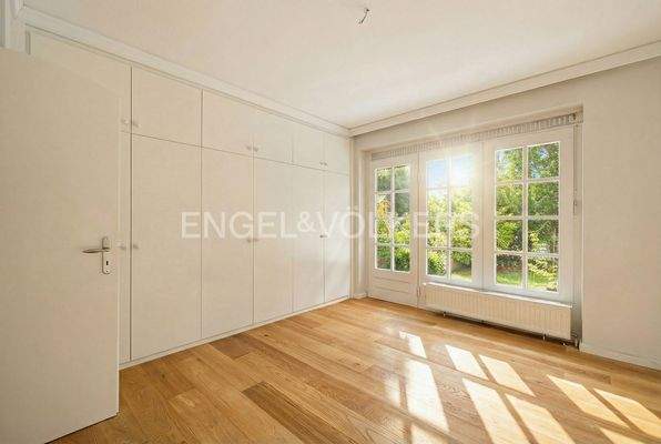 Schlafzimmer(KI generiert Sommer)