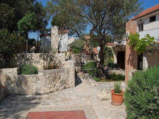 Der Garten bildet einen Rückzugsort zum Verlieben