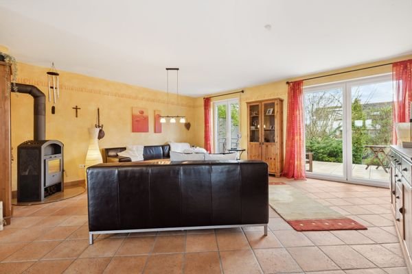 Wohnzimmer EG mit Terrasse