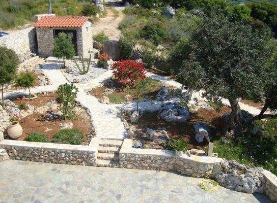 MIT VIDEO! Kreta, Plaka: Villa mit traditionellen Elementen und Meerblick zu verkaufen