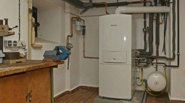 KG Moderne Heizung / Werkstatt