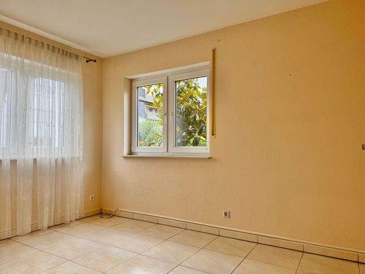 Büro / Schlafzimmer