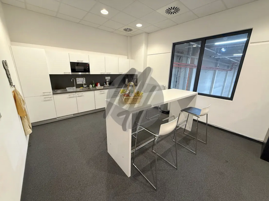 INFOS UNTER: 06171-586000