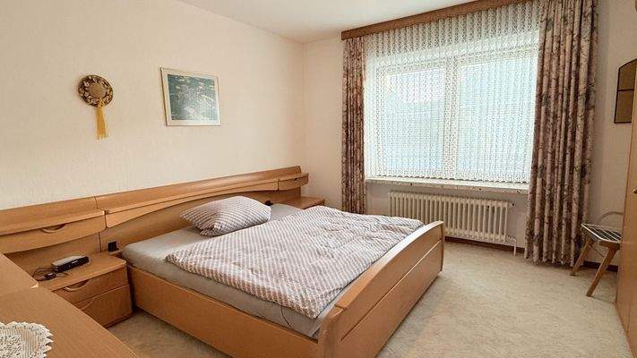 Erdgeschoss Schlafzimmer