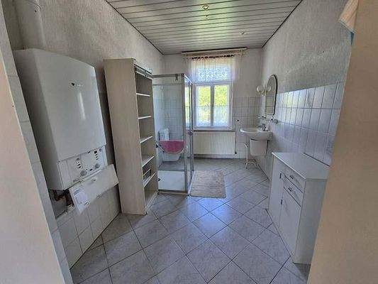 Bad / 1. Obergeschoss links