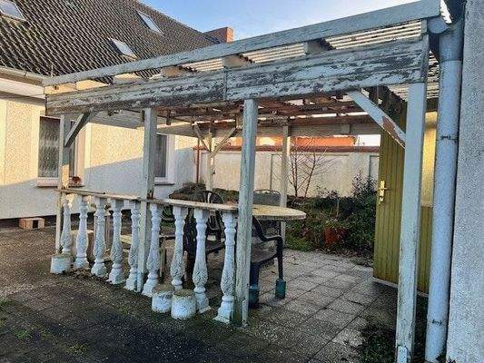 Terrasse (überdacht)