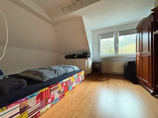Schlafzimmer DG