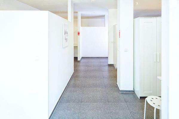 222-UG Flur3 (1 von 1).jpg