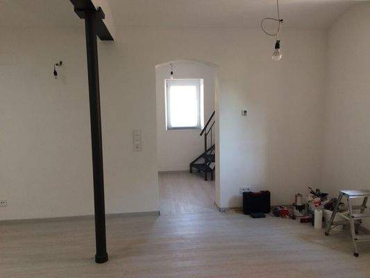 Zimmer EG: Durchgang Vorraum