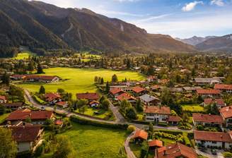 Baugrundstück in naturnaher und zentraler Lage