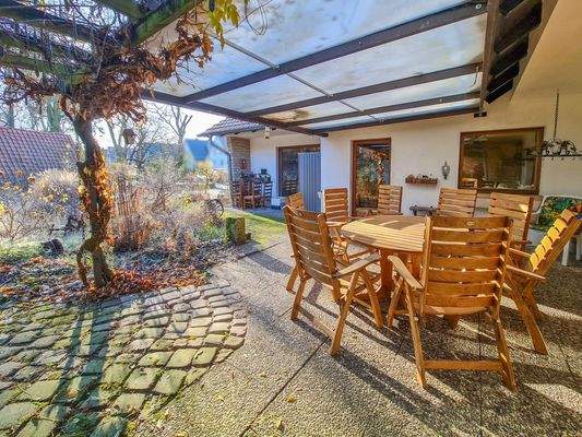 Überdachte Terrasse