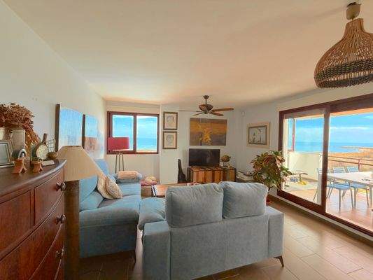 Wohnzimmer mit Meerblick