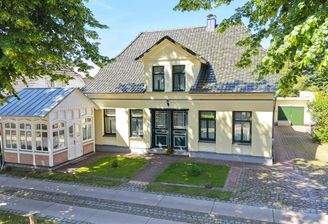 01 - Straßenansicht