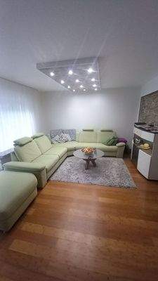 Wohnzimmer mit Terrassenzugang