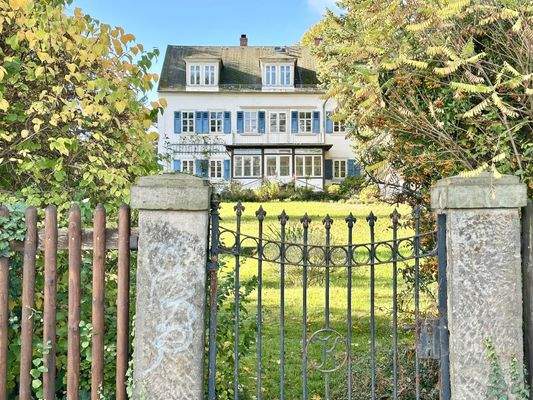 Hausansicht vom Elberadweg