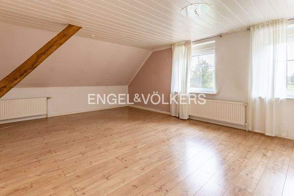 Wohnzimmer Wohnung OG links