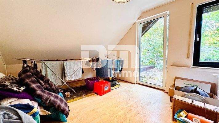 WE2 OG / DG Schlafzimmer / Zugang Dachterrasse