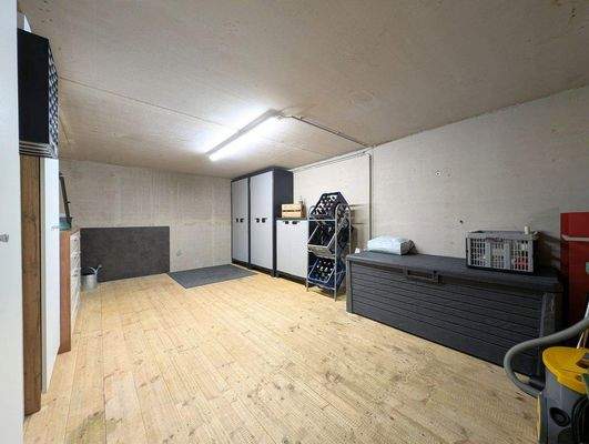 Kellergeschoss Foto 3.jpg