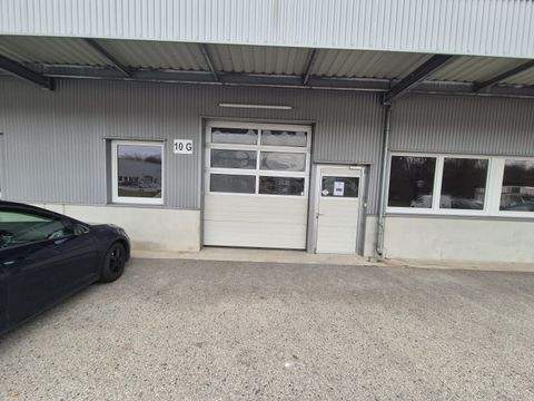 Enzesfeld-Lindabrunn Halle, Enzesfeld-Lindabrunn Hallenfläche