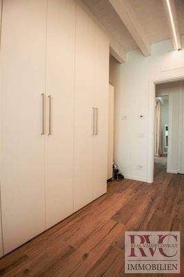 Screenshot 2023-12-05 040040