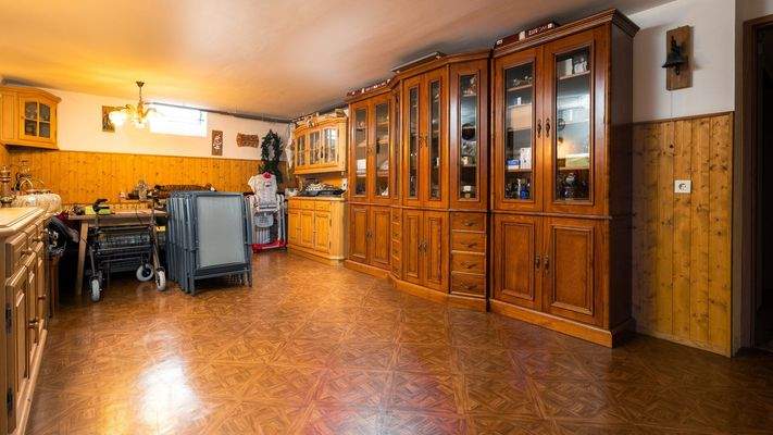 Keller großes Stüberl