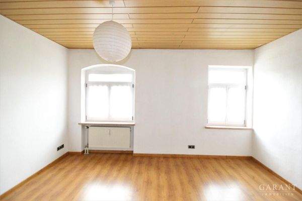 Schlafzimmer I. im O.G.