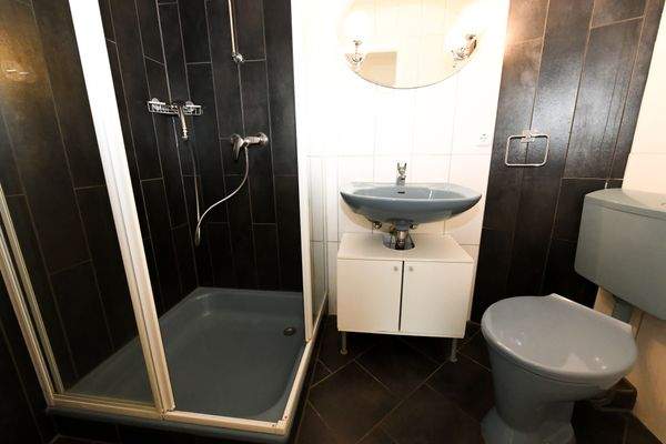 Haupthaus - EG - Gäste WC