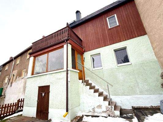 Gebäuderückseite mit Werkstatt