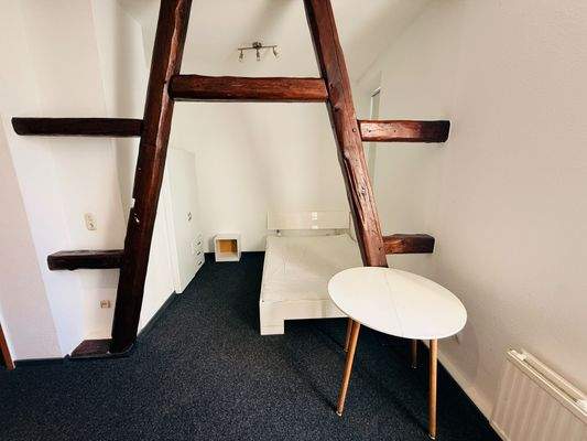 10 Wohn-Schlafzimmer