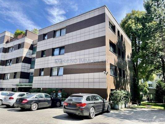 seitliche Gebäudeansicht