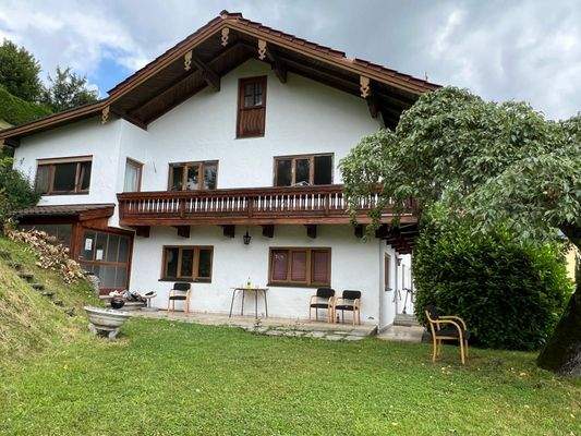 Südterrasse mit Garten