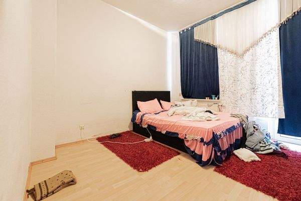 Zimmer 4 - Balkonzugang.jpg