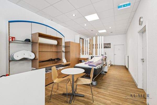 backbone_551438-A_124_WEB