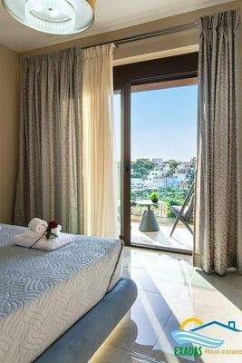 Kreta, Plaka: Luxusvilla mit besonderer Qualität und atemberaubendem Meerblick zu verkaufen