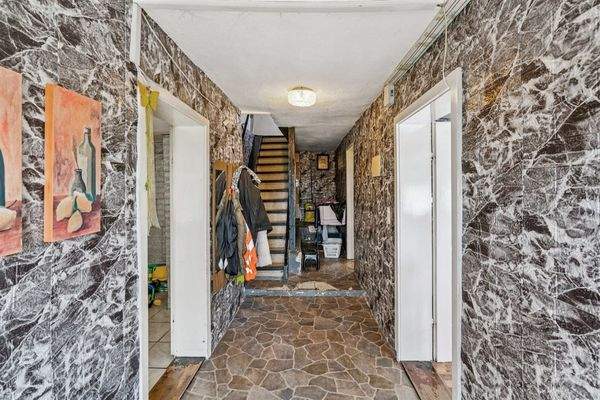 Einblick Hauseingangsflur