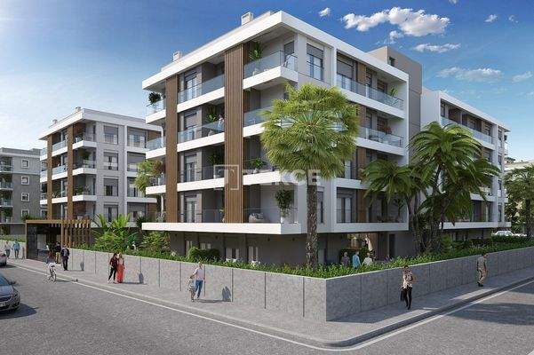 Apartments in a Complex with a Pool Near the Sea in İzmir Karşıyaka