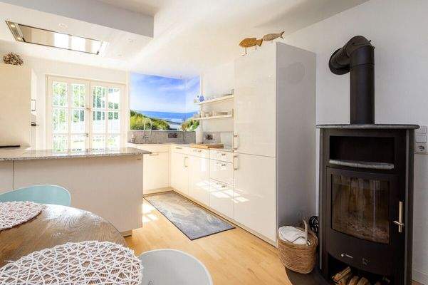 Küche und Essbereich