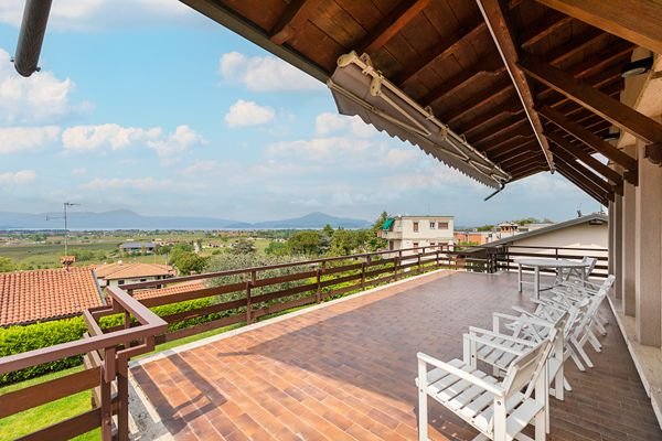 Terrasse mit Seeblick