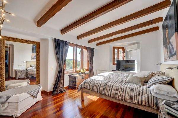 8. Master bedroom in Bendinat